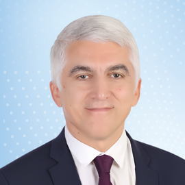 Dr. Akif Turna